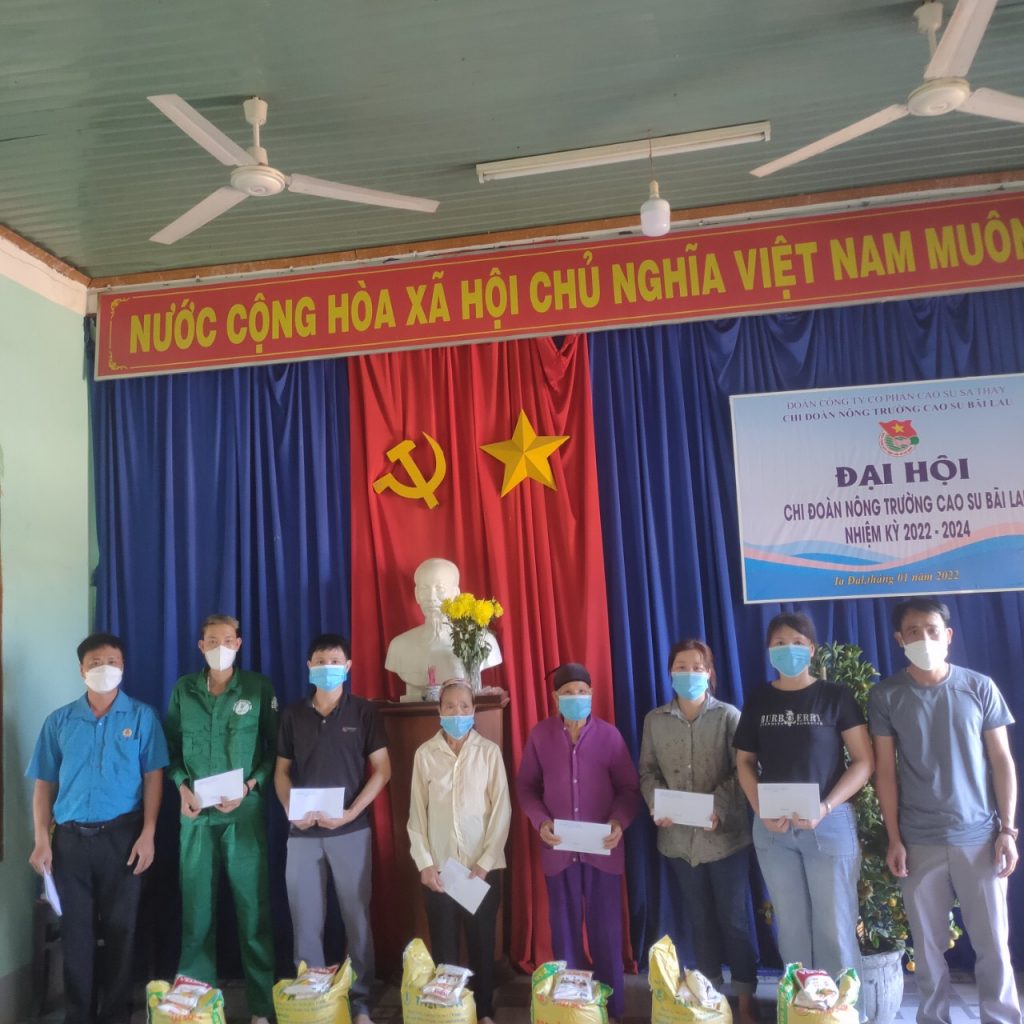 Tết ấm &ecirc;m nhờ nghề đ&agrave;o v&agrave;ng trắng - Ảnh 2.