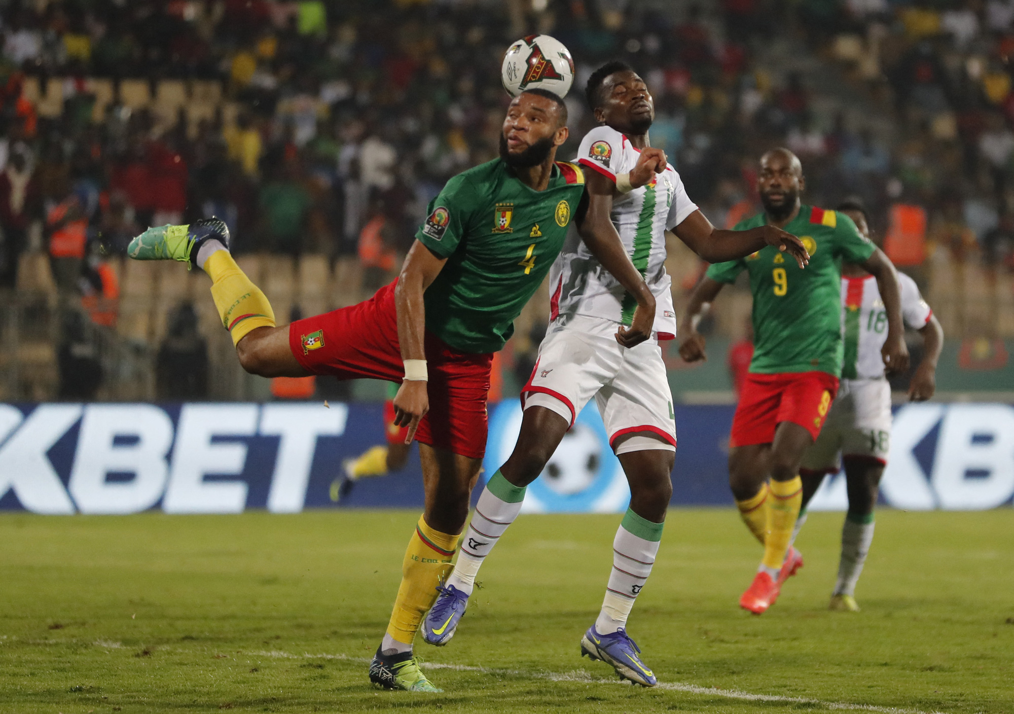 Ngược d&ograve;ng kh&ocirc;ng tưởng, Cameroon hạ Burkina Faso gi&agrave;nh huy chương đồng - Ảnh 1.