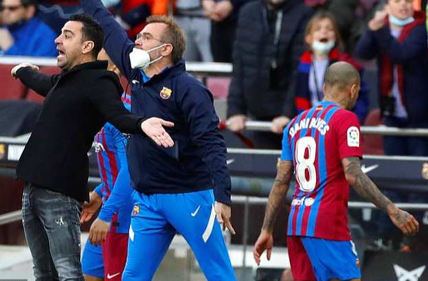 T&acirc;n binh lập c&ocirc;ng, Barcelona xuất sắc hạ gục Atletico Madrid ở đại chiến - Ảnh 7.