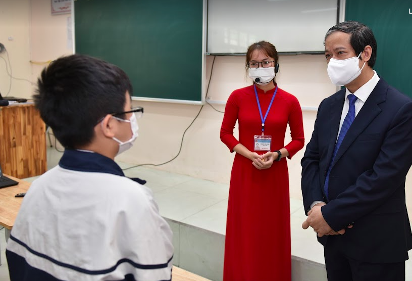 Bộ trưởng Nguyễn Kim Sơn: Tuyệt đối không để xảy ra kỳ thị đối với học sinh là F0