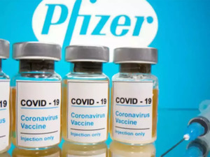 Pfizer dự kiến thu hơn 50 tỉ USD từ vắc-xin và thuốc trị Covid-19