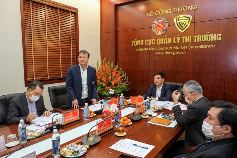 Bộ trưởng Công Thương: Rút giấy phép kinh doanh xăng dầu nếu vi phạm