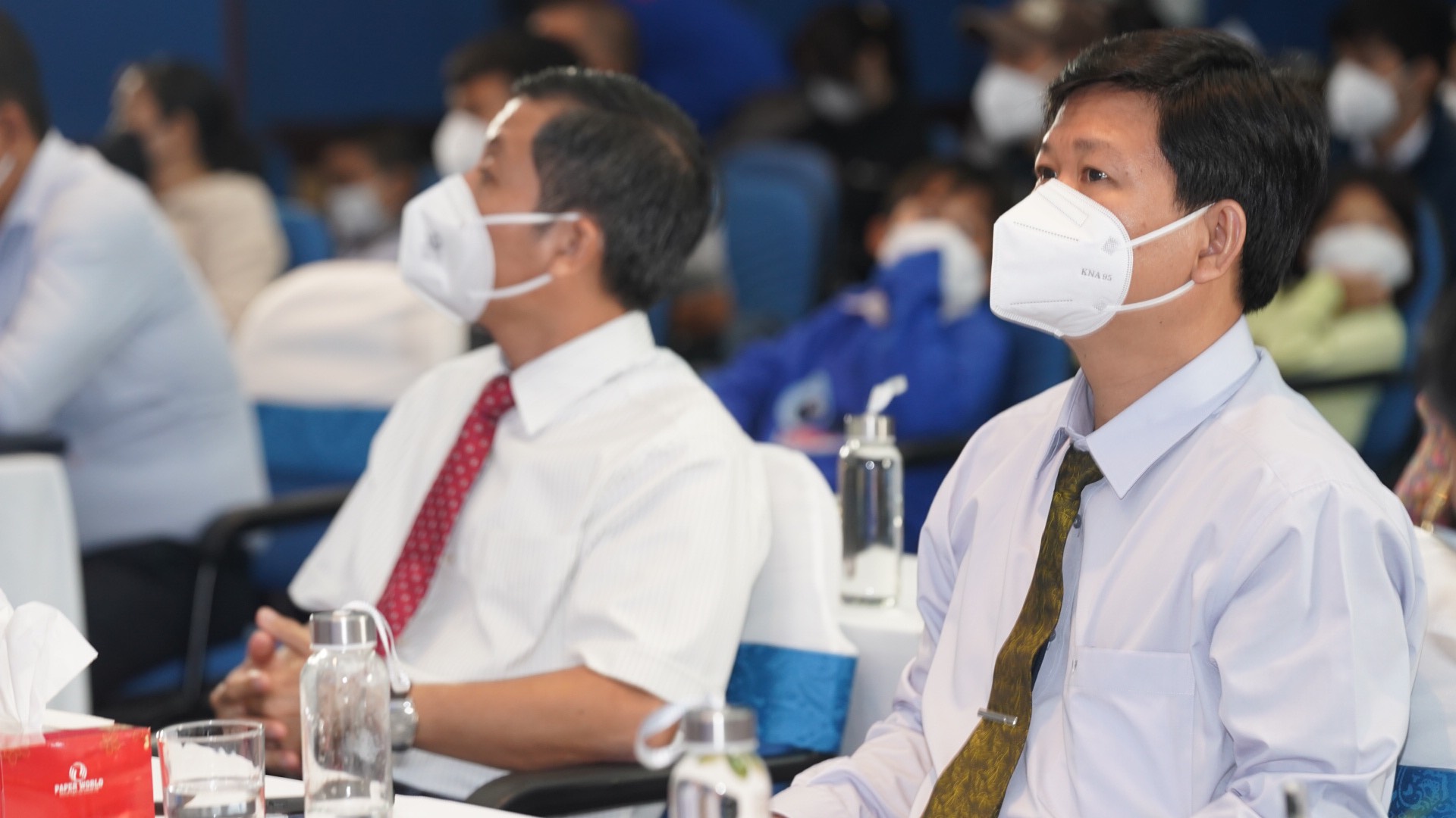 Chương trình Tình thương cho em: Trao tặng gần 2,2 tỉ đồng cho trẻ mồ côi do dịch Covid-19 - Ảnh 4.