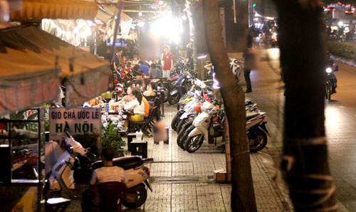 Cho thuê vỉa hè, tại sao không?