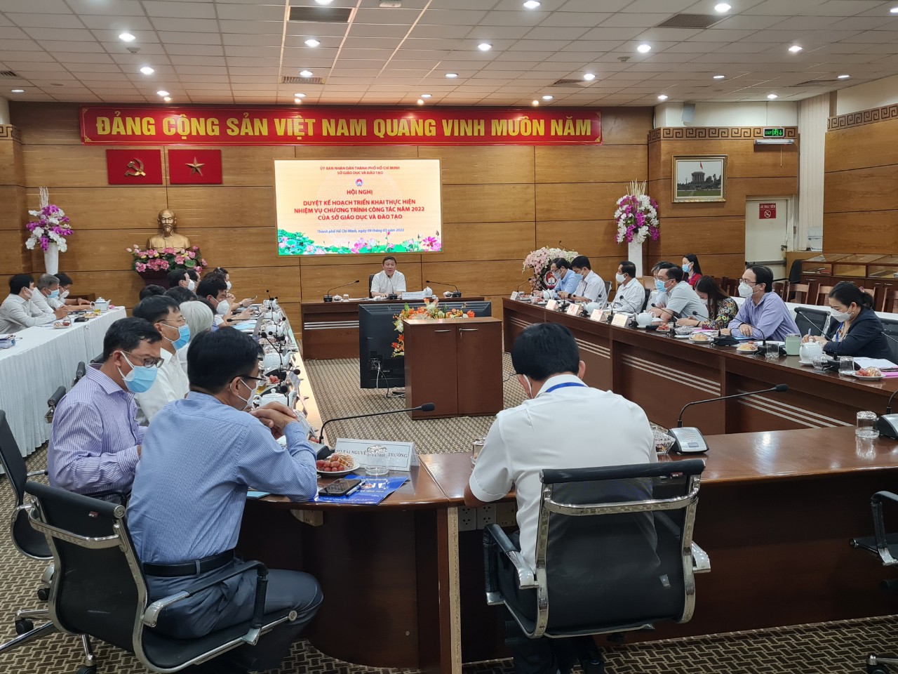 TP HCM: Có tình trạng phụ huynh phải trả gần 3 triệu đồng/lần test PCR để con đến trường