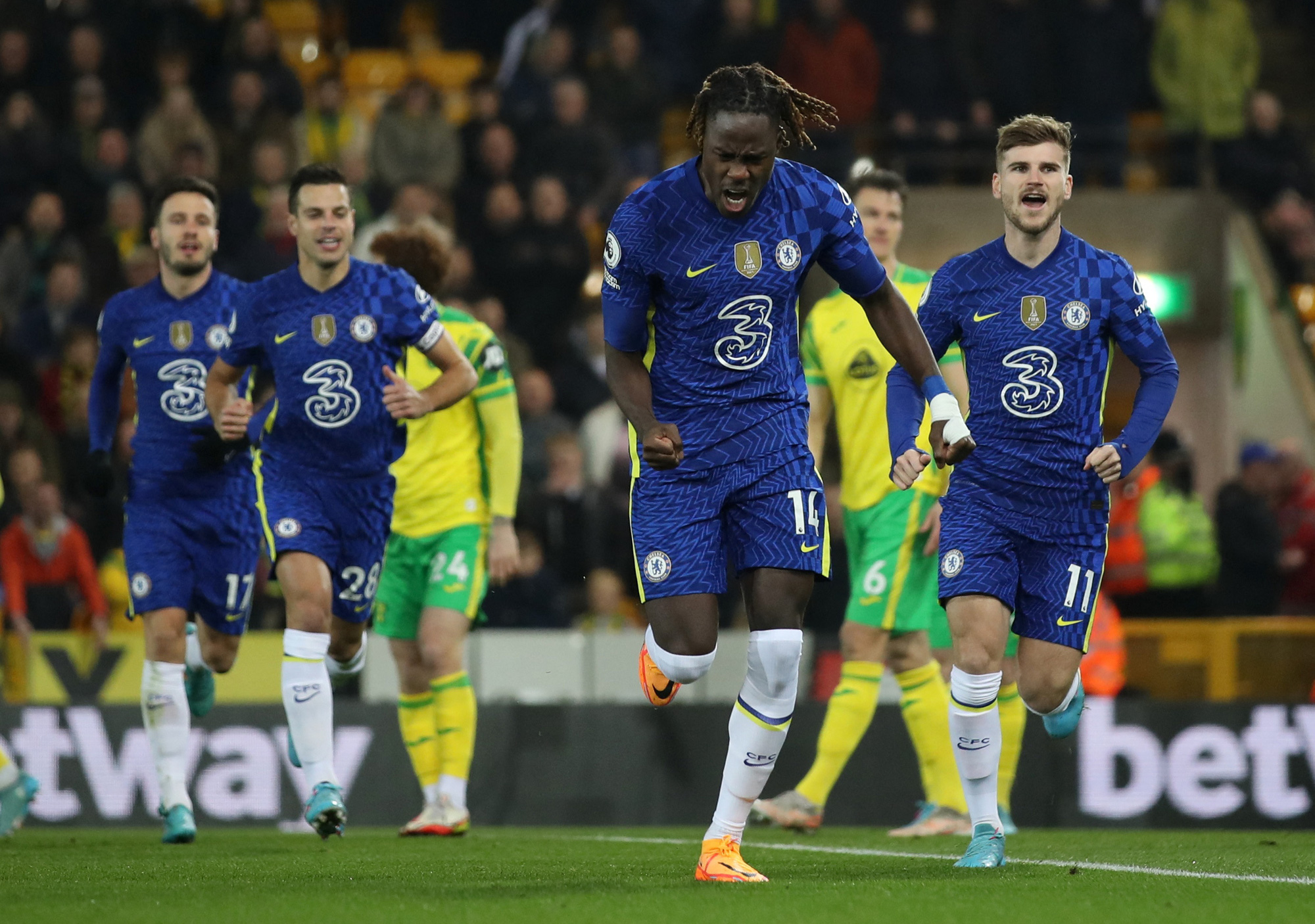 Quà mừng sinh nhật thứ 117, Chelsea thắng đậm chủ nhà Norwich