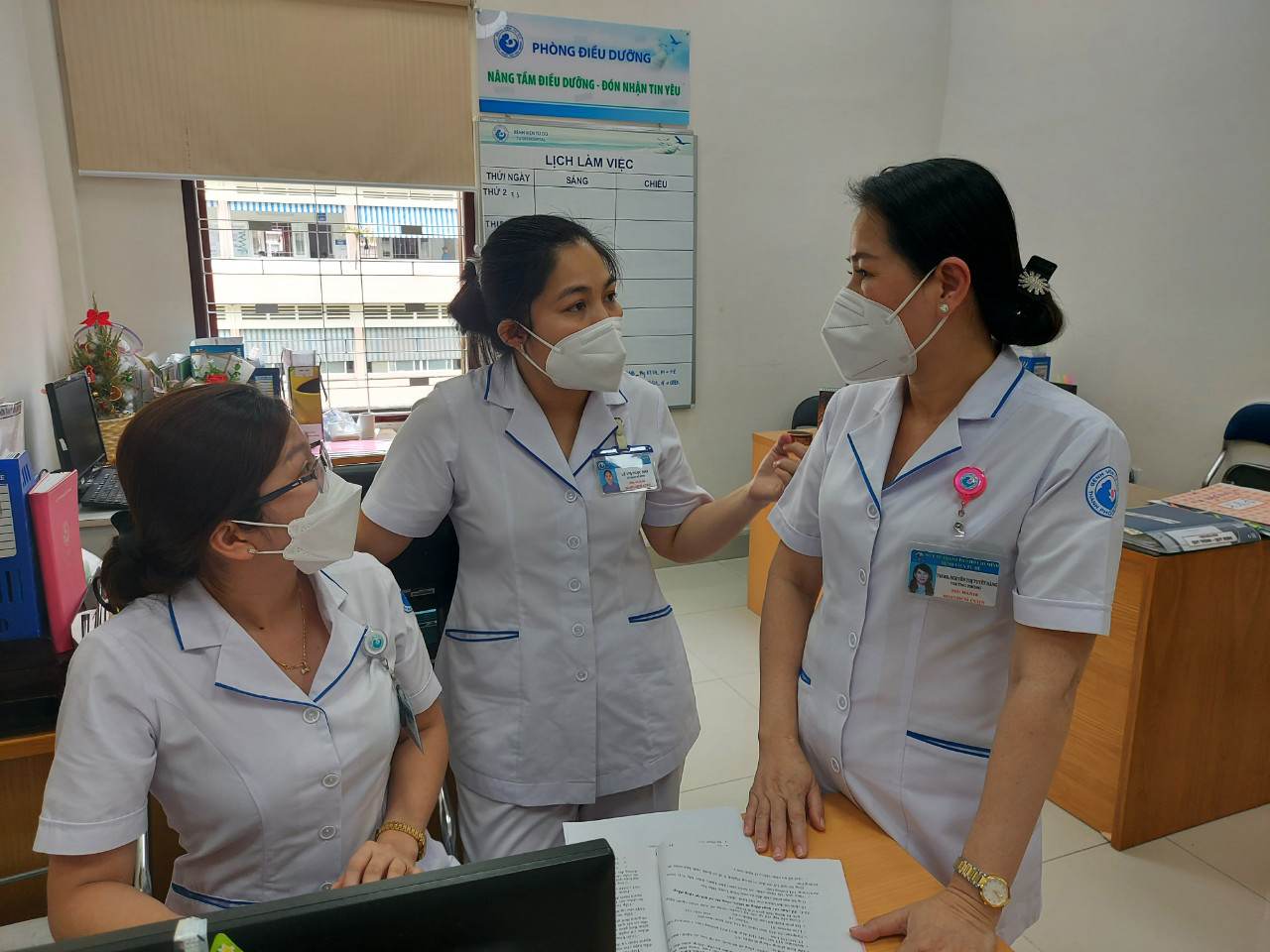 Như người chị cả