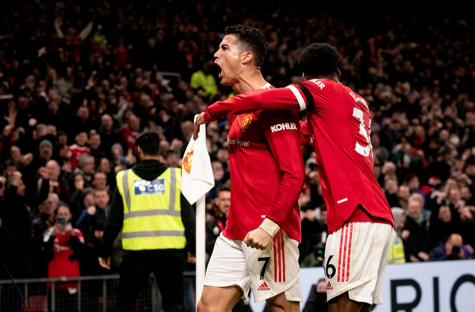 HLV Antonio Conte khen t&agrave;i đối thủ, Ronaldo lập kỷ lục v&ocirc; tiền kho&aacute;ng hậu - Ảnh 5.