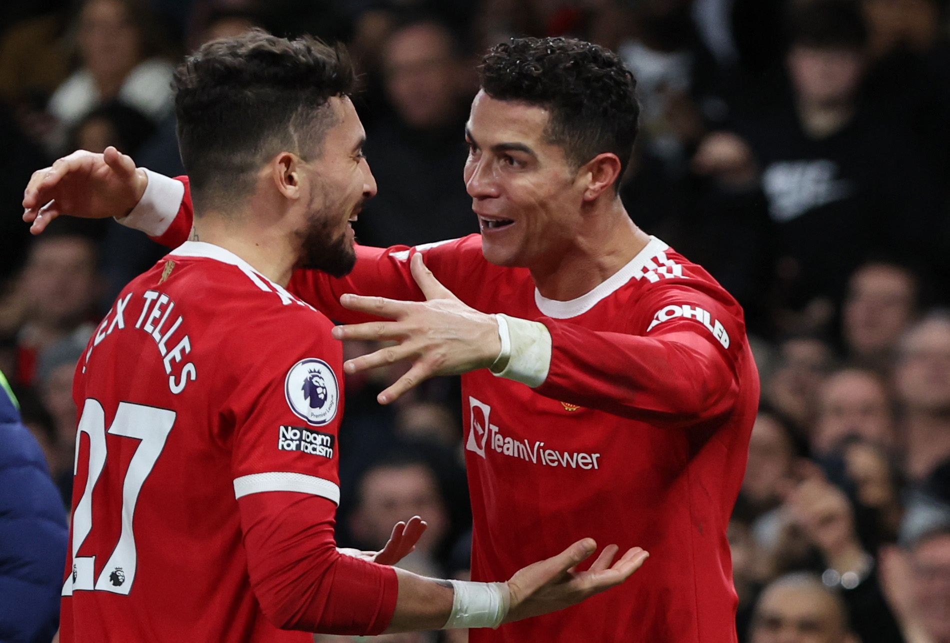 HLV Antonio Conte khen tài đối thủ, Ronaldo lập kỷ lục vô tiền khoáng hậu