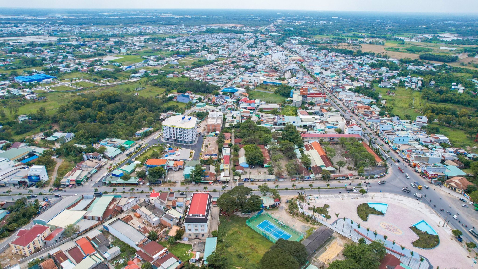 Sau dịch Covid-19, chiến lược xoay trục đổ FDI về Long An - Ảnh 1.