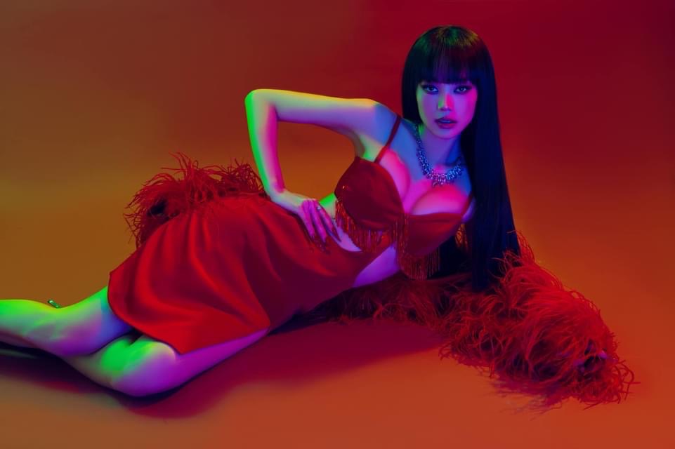 Minh Hằng lấy chồng