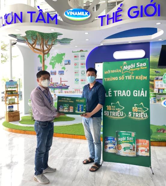 Người tiêu dùng “vui như hội” khi bất ngờ nhận giải thưởng lớn từ Ngôi Sao Phương Nam - Ảnh 2.