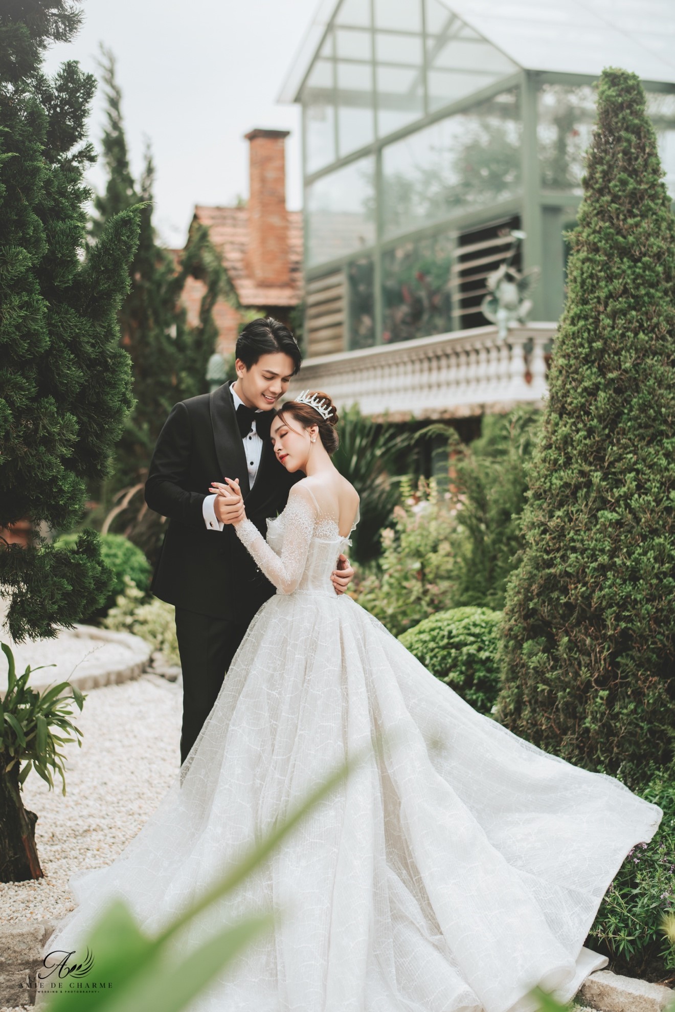 Đã mắt với những album cưới tại phim trường qua ống kính của Amie De Charme - Ảnh 4.