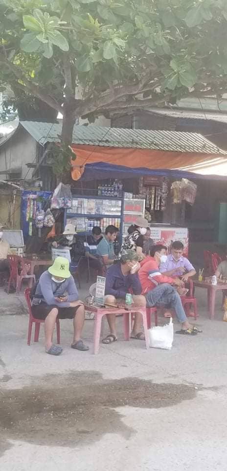 Tuyến thủy Cửa Đại - C&ugrave; Lao Ch&agrave;m dừng đột ngột, người d&acirc;n v&agrave; du kh&aacute;ch kh&ocirc;ng kịp trở tay - Ảnh 6.