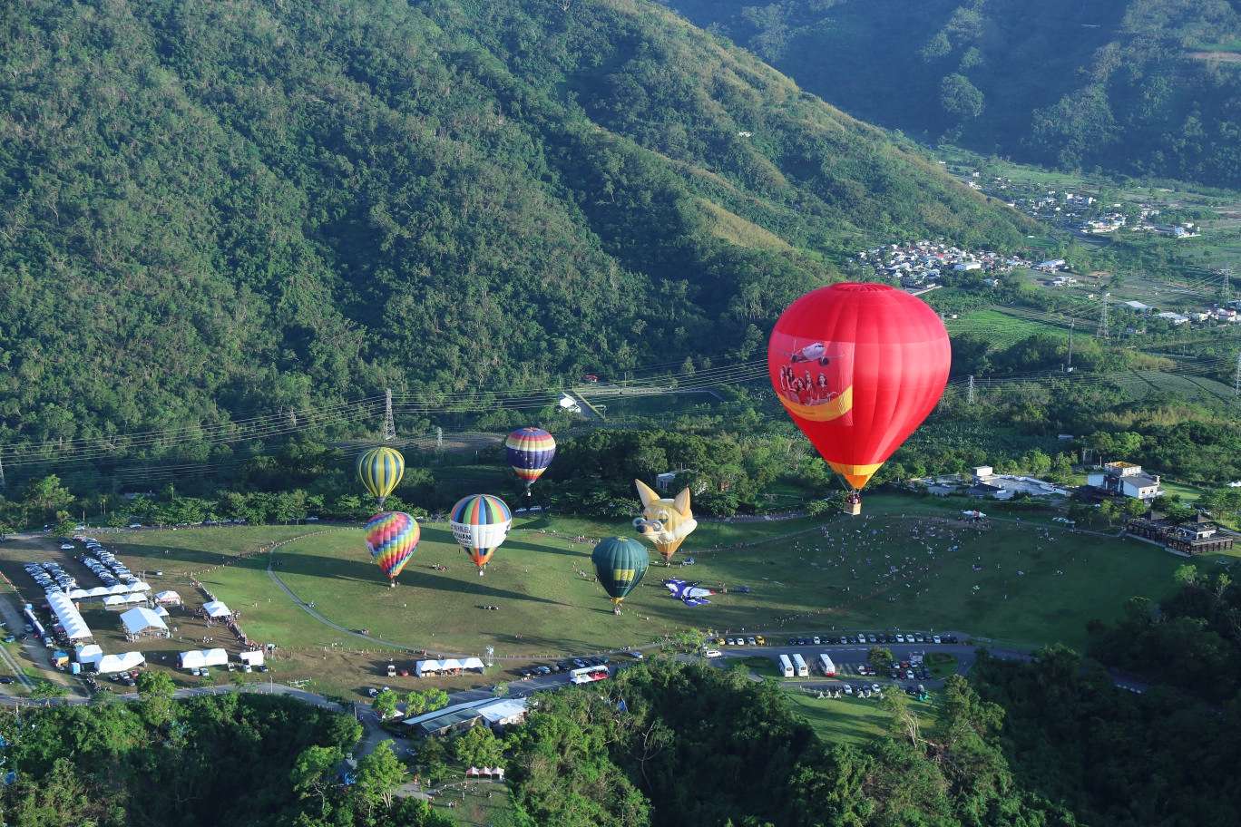 Lẫn đầu tiên có Lễ hội Khinh khí cầu quốc tế, quảng bá du lịch Tuyên Quang