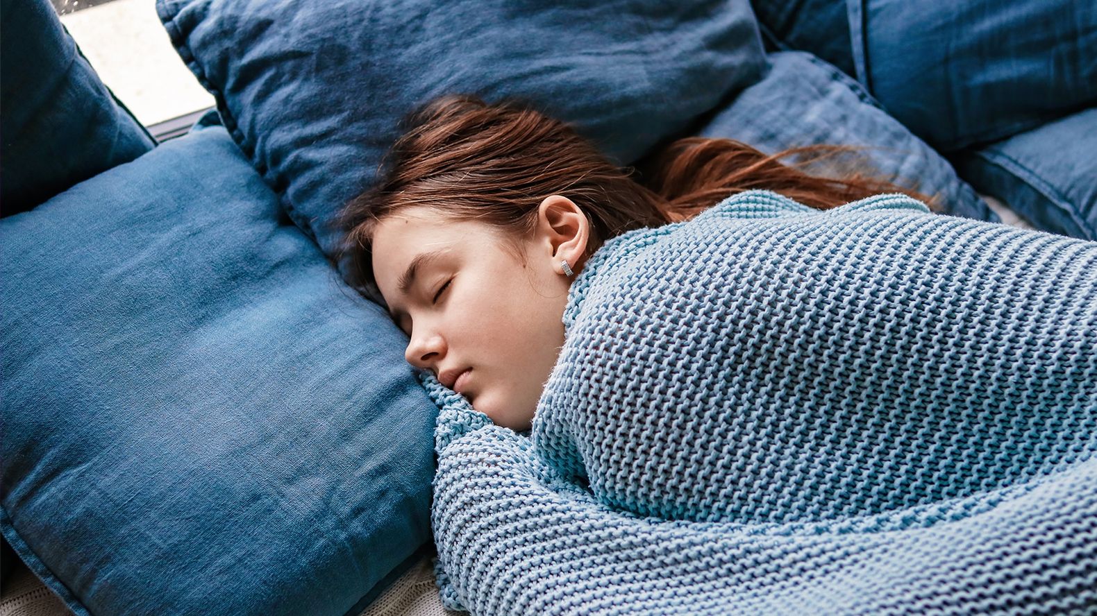Bác sĩ Trương Hữu Khanh: Hãy cho phép bản thân... mệt ít ngày sau Covid-19