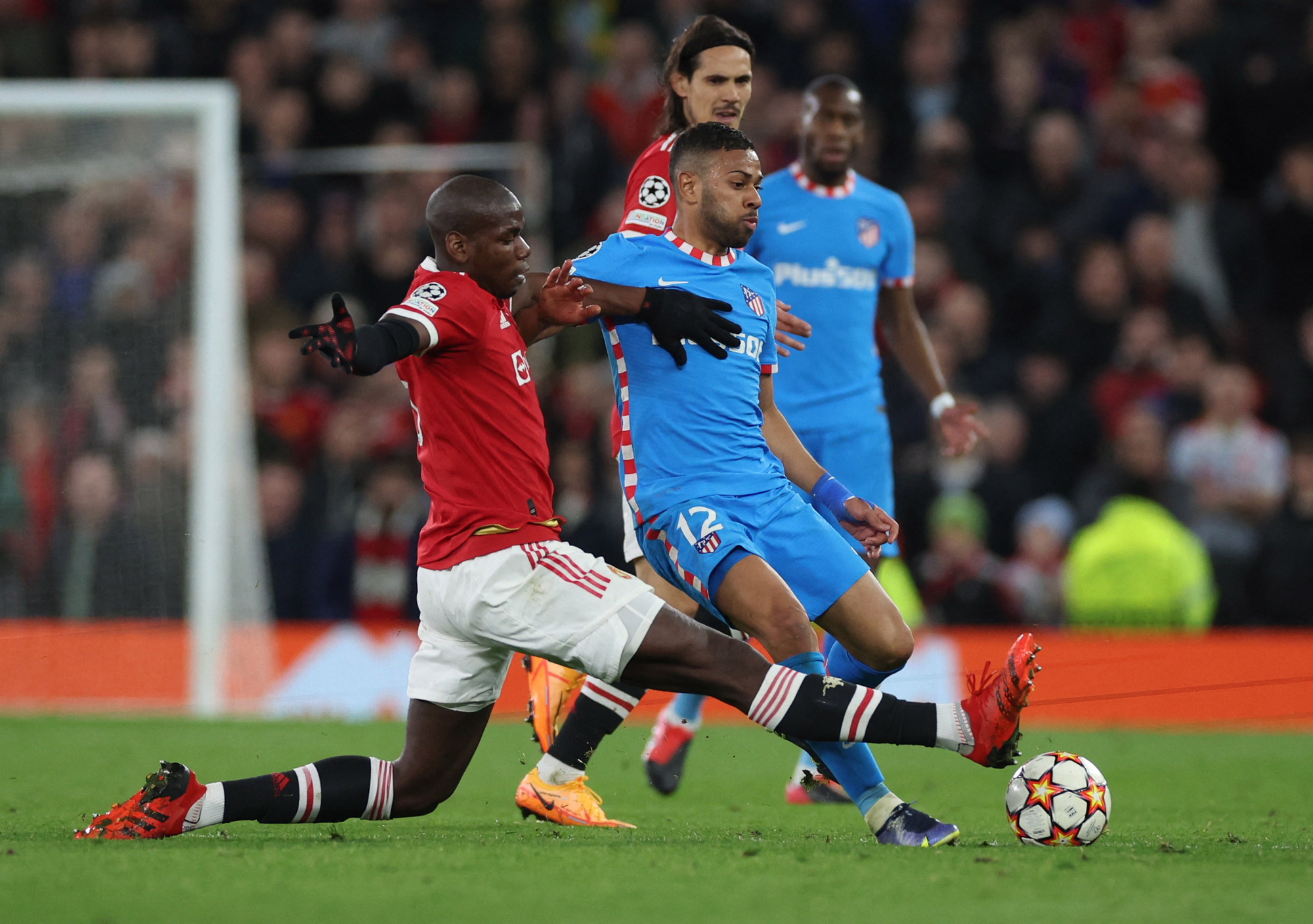 Thua sốc ở Old Trafford, Man United bị loại ở Champions League - Ảnh 8.