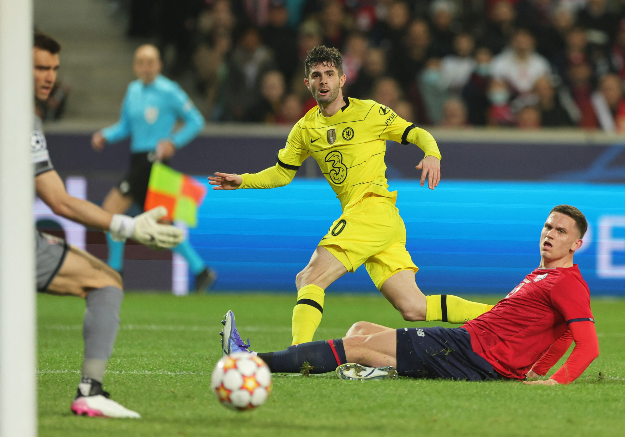 Ngược dòng ngoạn mục hạ Lille, Chelsea giành vé tứ kết cúp châu Âu
