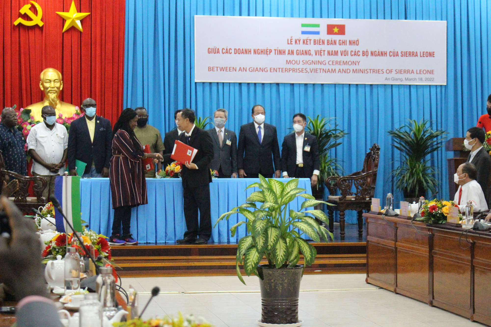An Giang ph&aacute;t triển lĩnh vực l&uacute;a gạo v&agrave; thủy sản tại Sierra Leone - Ảnh 3.