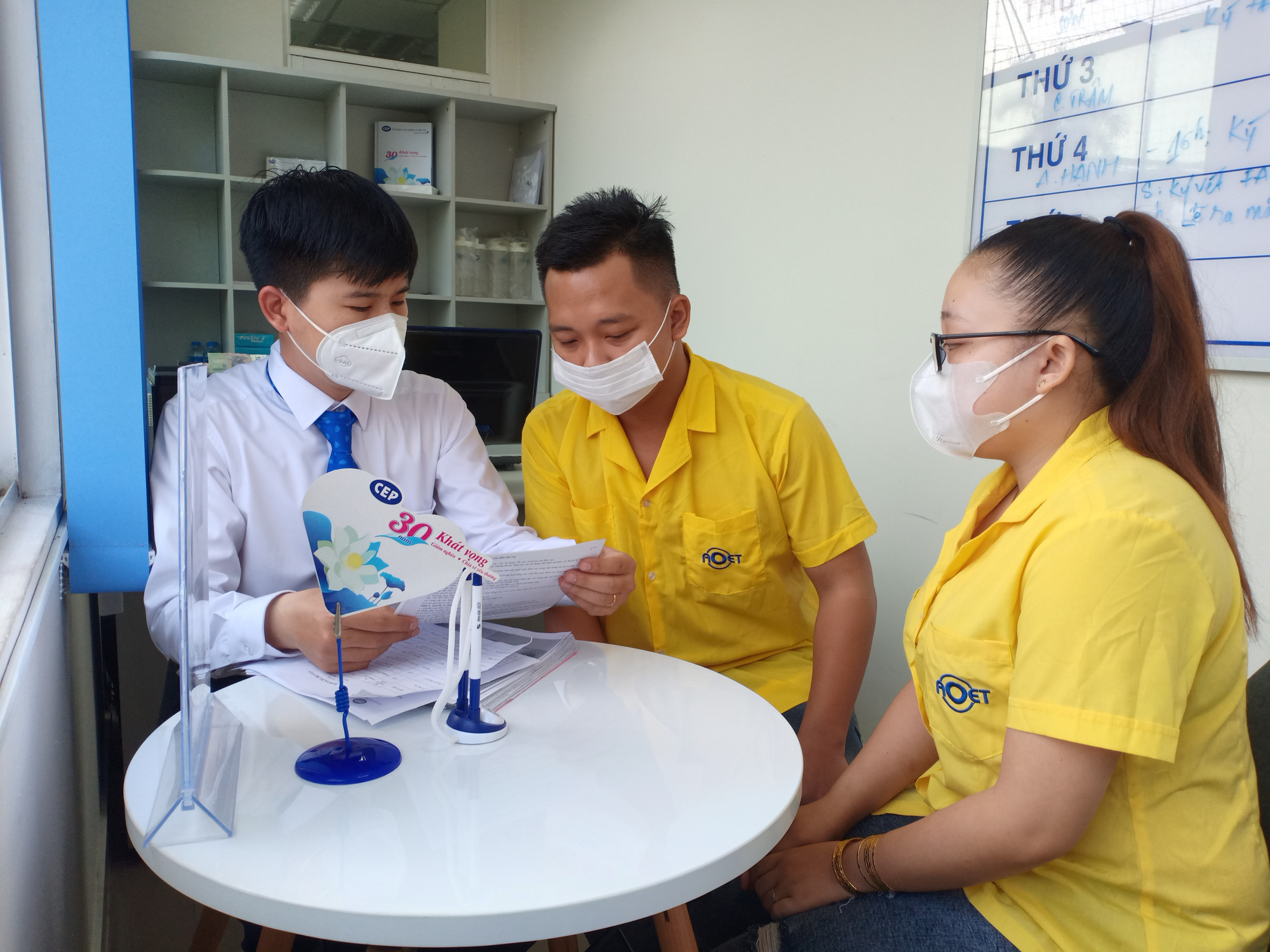 Đưa vốn đến c&ocirc;ng nh&acirc;n - Ảnh 1.