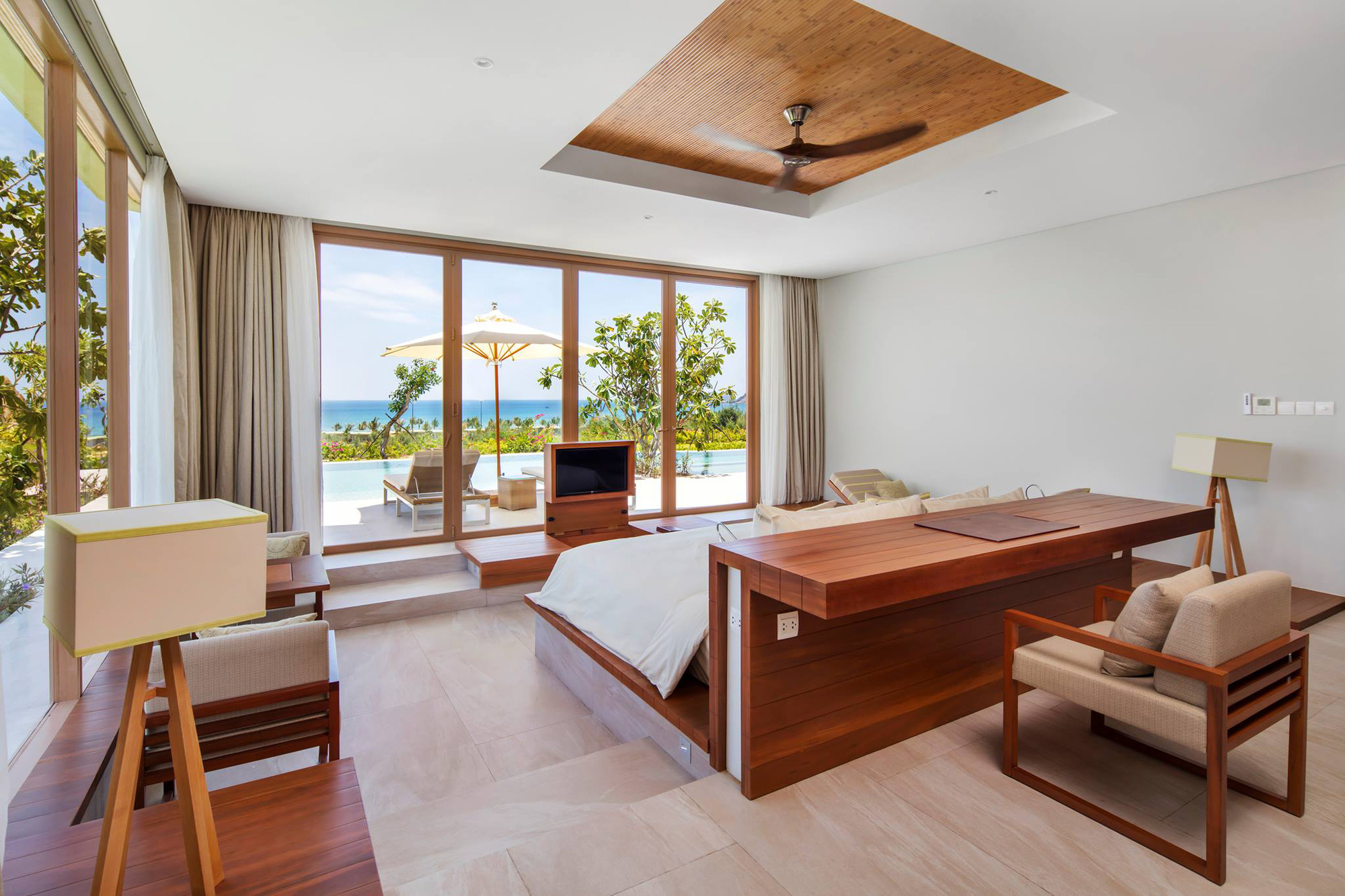 FLC Hotels & Resorts “bắt tay” Tập đoàn công nghệ hàng đầu Thái Lan trong dịch vụ nghỉ dưỡng số - Ảnh 3.