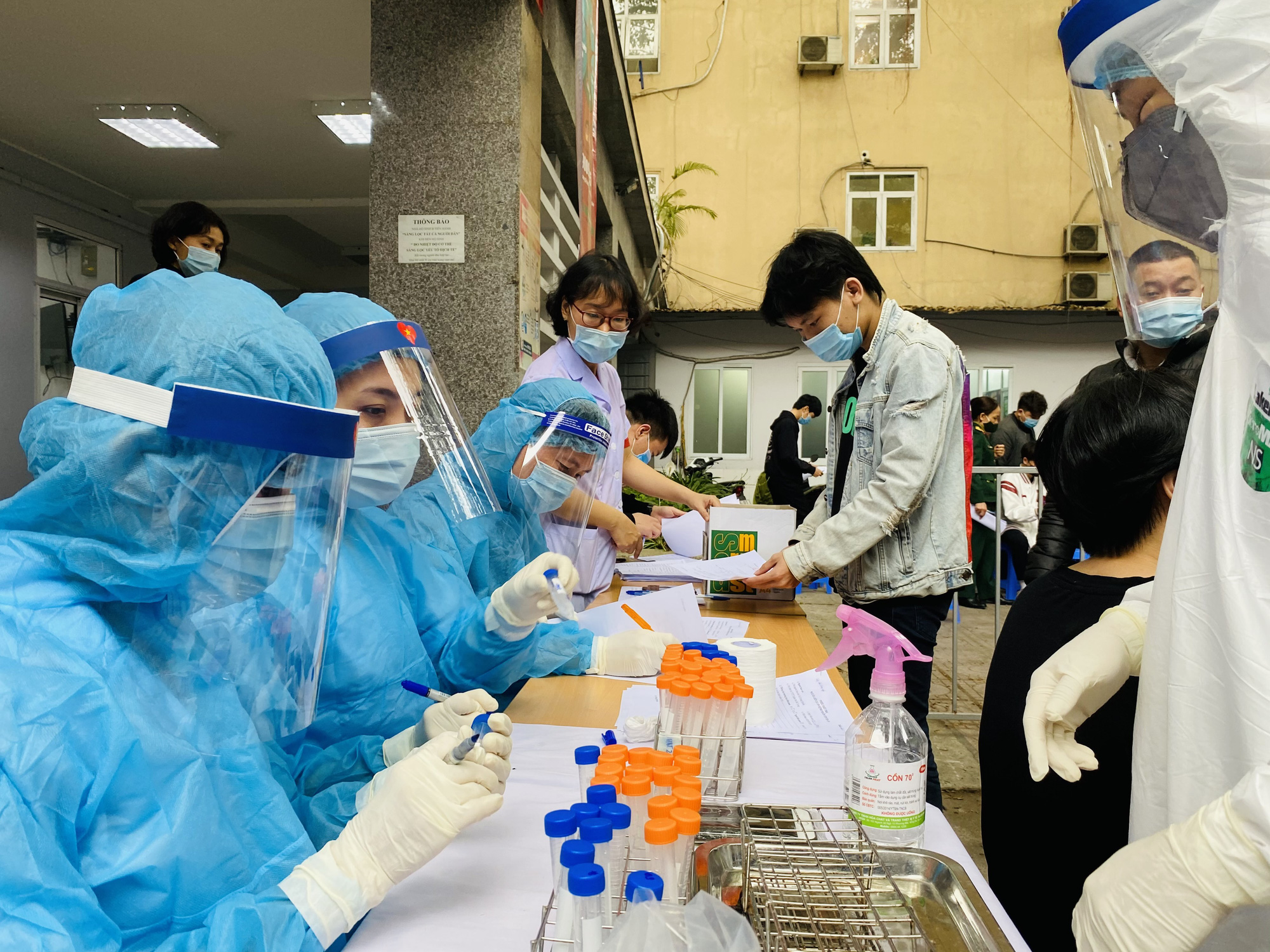 Dịch Covid-19 hôm nay: Thêm 150.618 ca nhiễm, 2 tỉnh thành bổ sung 274.111 F0