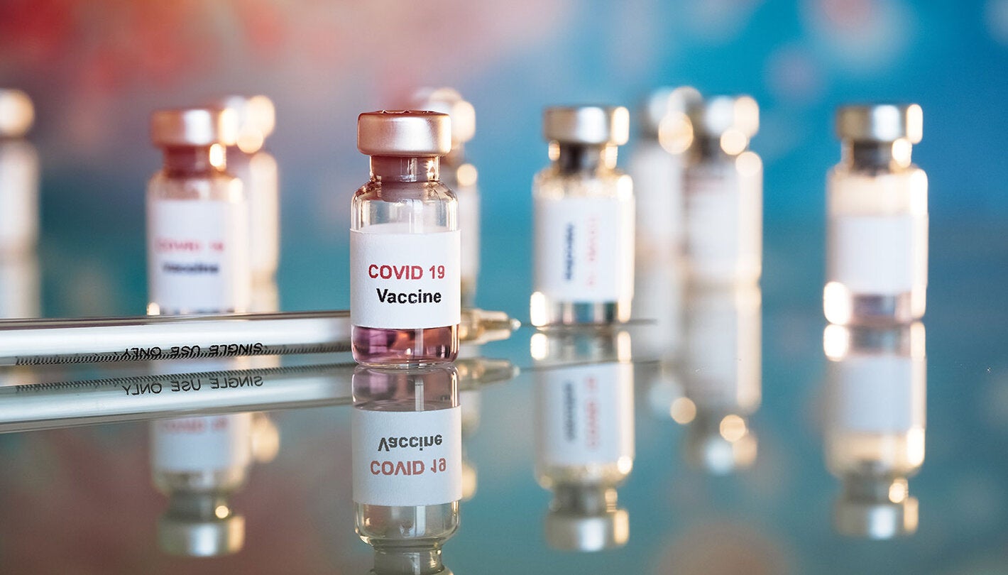 Gặp điều này, vắc-xin Covid-19 sau 1 năm vẫn hiệu quả hơn 90%