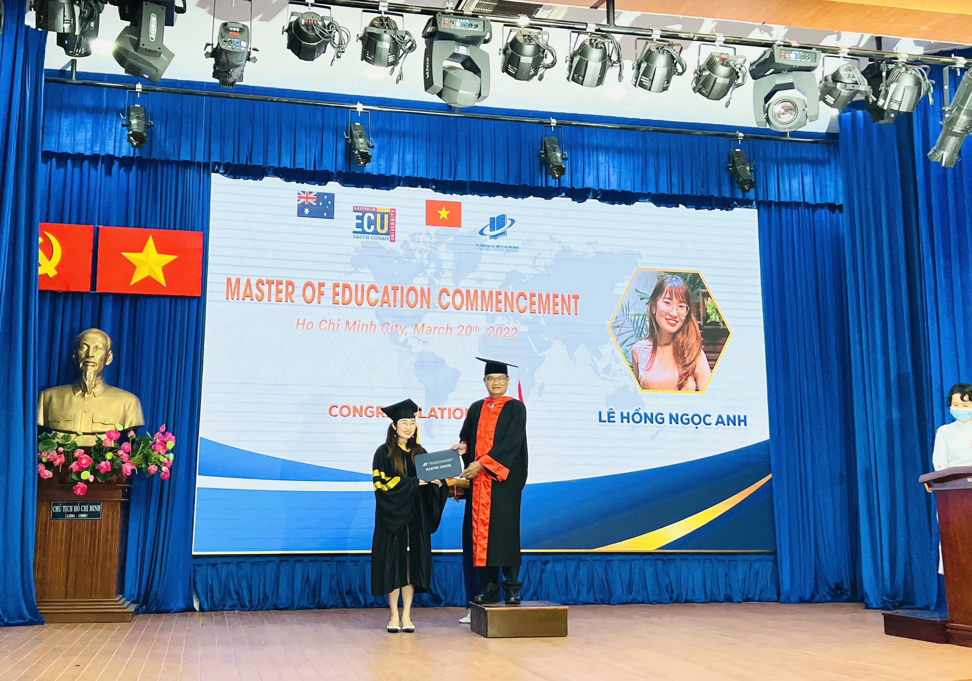 Trao bằng thạc sĩ cho 92 học viên chương trình liên kết quốc tế