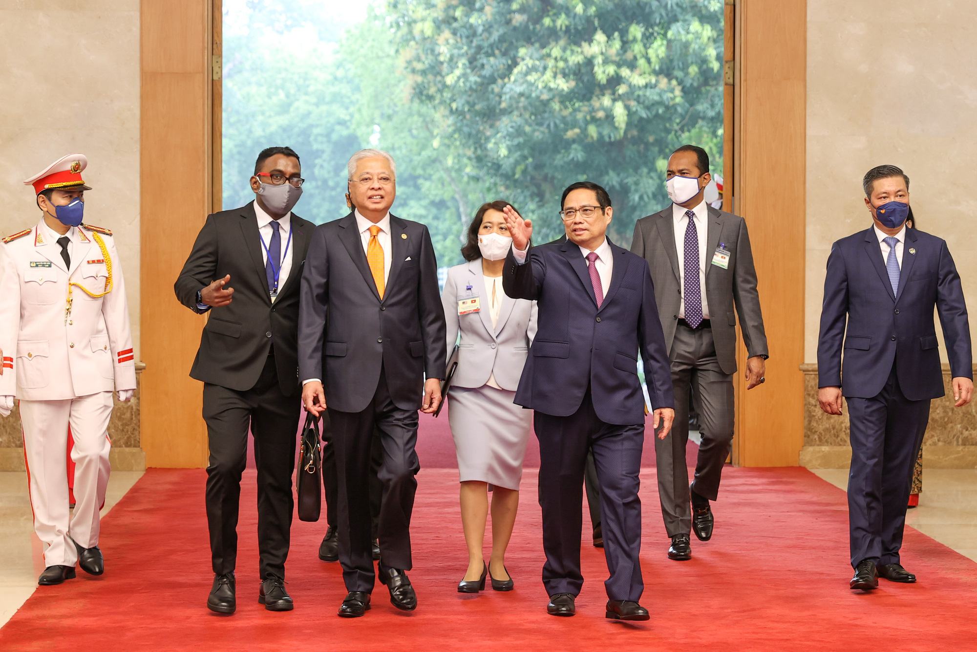 Thủ tướng Phạm Minh Ch&iacute;nh đ&oacute;n, hội đ&agrave;m với Thủ tướng Malaysia - Ảnh 4.