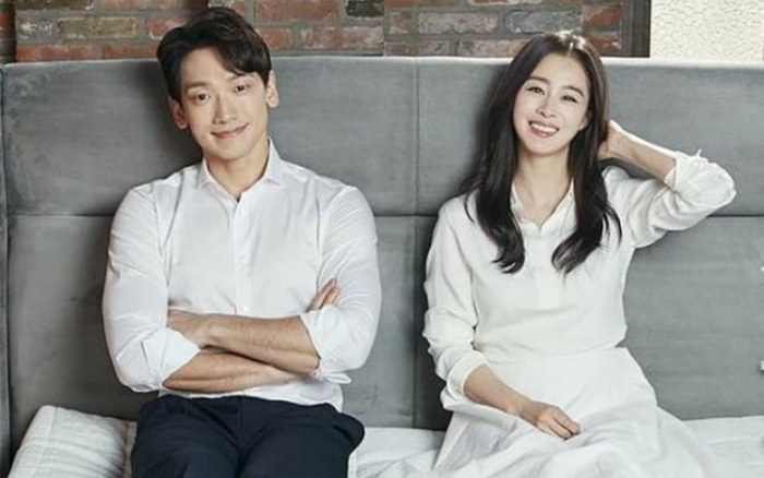 Vợ chồng Kim Tae Hee trốn con đi hẹn h&ograve; - Ảnh 1.