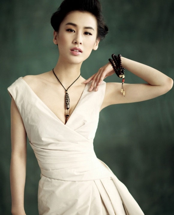 Những b&ecirc; bối &ldquo;tiểu tam&rdquo; chấn động showbiz Hoa, H&agrave;n - Ảnh 1.