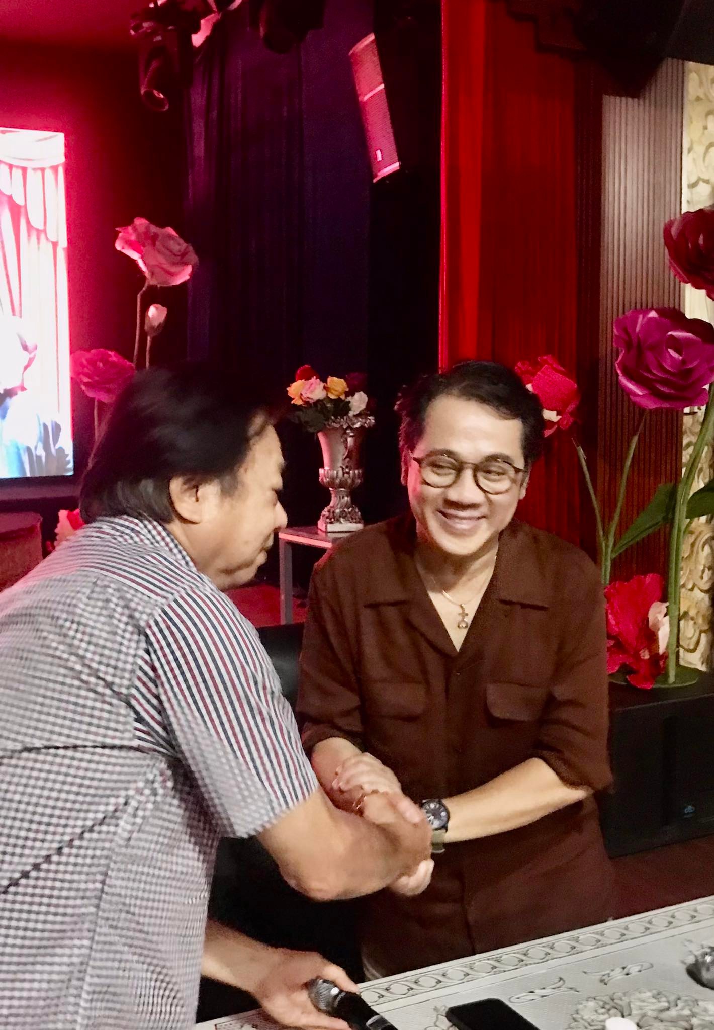 NSƯT Th&agrave;nh Lộc chinh phục diễn vi&ecirc;n trẻ trong buổi giao lưu - truyền nghề - Ảnh 2.