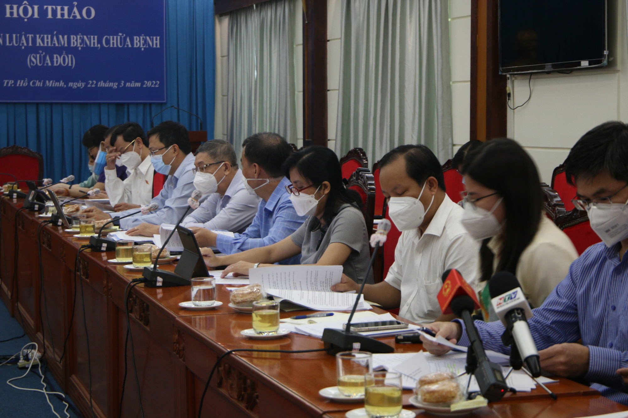 Cần quy định rõ về liên doanh, liên kết trong cơ sở y tế - Ảnh 2.