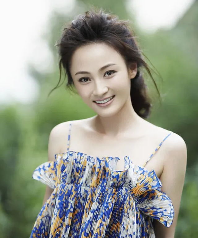 Những b&ecirc; bối &ldquo;tiểu tam&rdquo; chấn động showbiz Hoa, H&agrave;n - Ảnh 4.