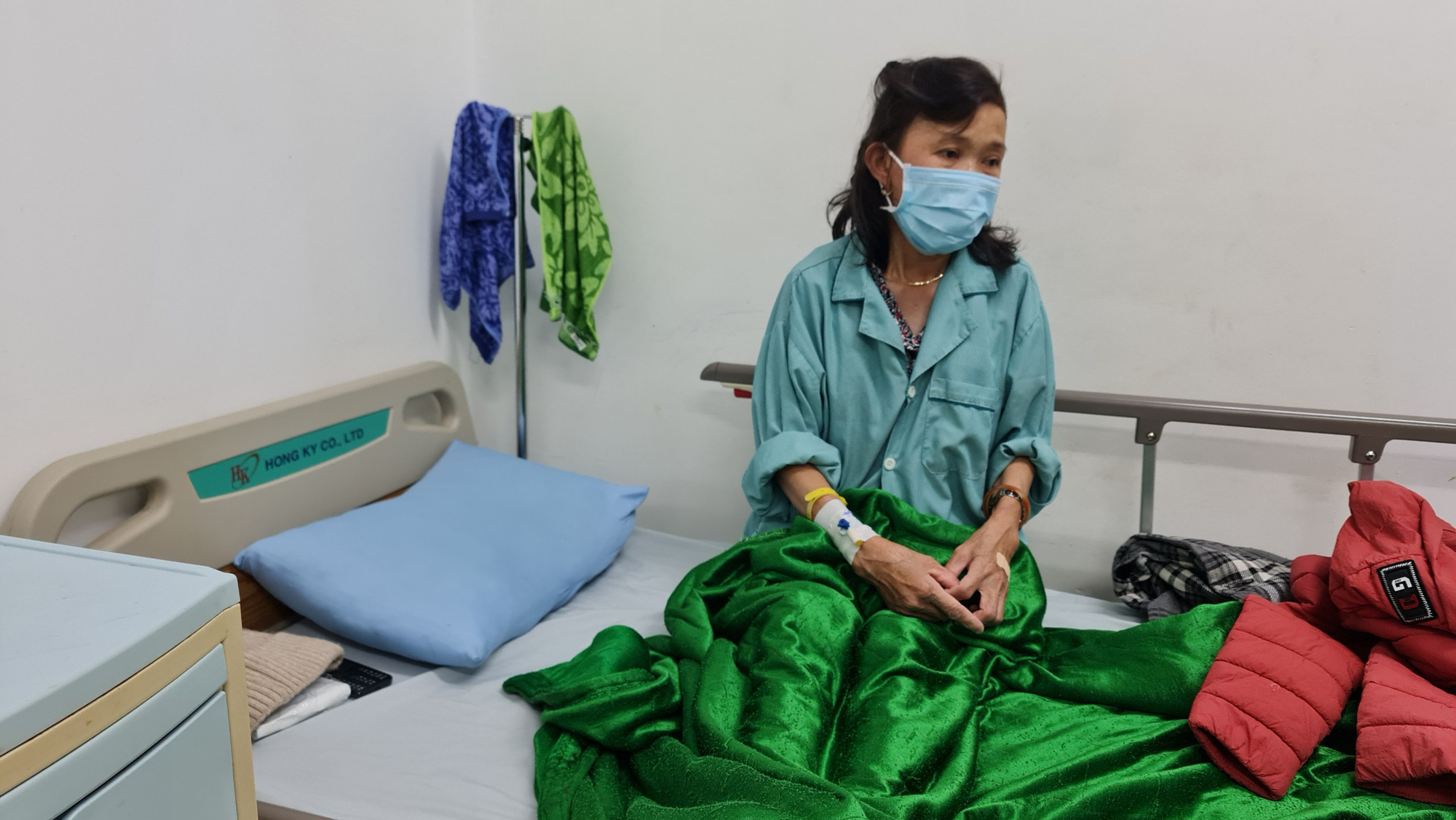 Phạt 92 triệu đồng, đ&igrave;nh chỉ hoạt động 3 th&aacute;ng tiệm b&aacute;nh Li&ecirc;n Hoa Đ&agrave; Lạt - Ảnh 2.