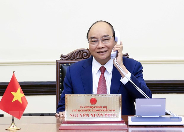 Chủ tịch nước Nguyễn Xuân Phúc điện đàm với Tổng thống đắc cử Hàn Quốc Yoon Suk-yeol