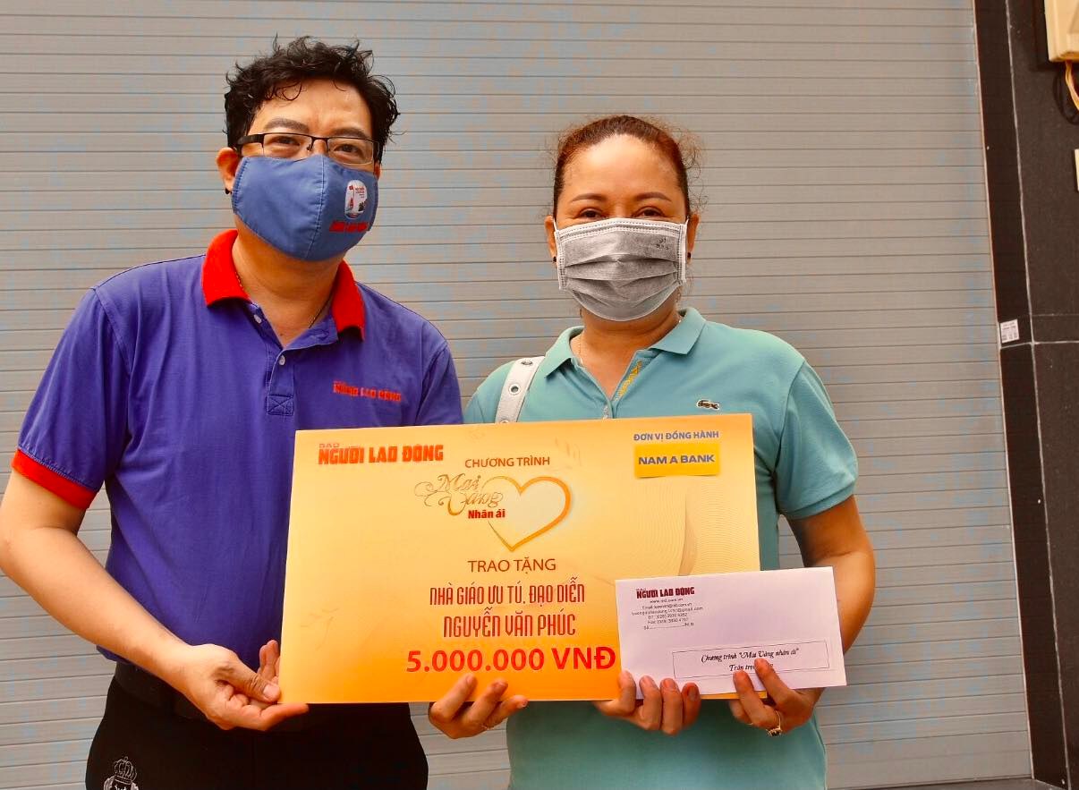 “Mai Vàng nhân ái” thăm NGƯT Nguyễn Văn Phúc, nghệ sĩ Xuân Hiểu