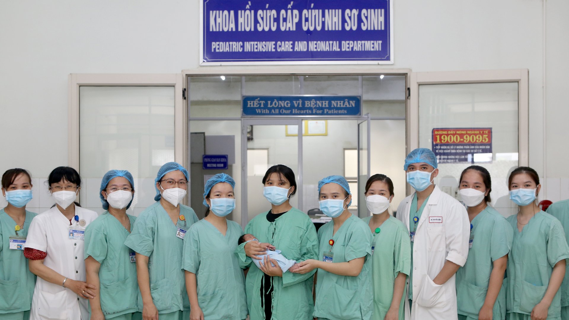 Cứu sống trẻ sơ sinh phình mạch não bẩm sinh