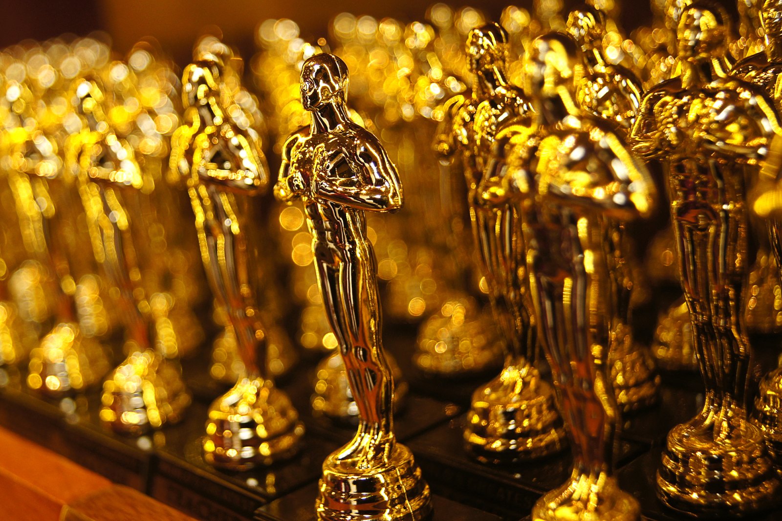 Những đồ độc, lạ b&ecirc;n trong t&uacute;i qu&agrave; Oscar 2022 - Ảnh 2.