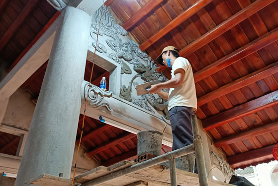 DI TÍCH CẤP QUỐC GIA KÊU CỨU KHẮP NƠI (*): Phá nhà gỗ đền Nưa, xây mới bằng bê-tông