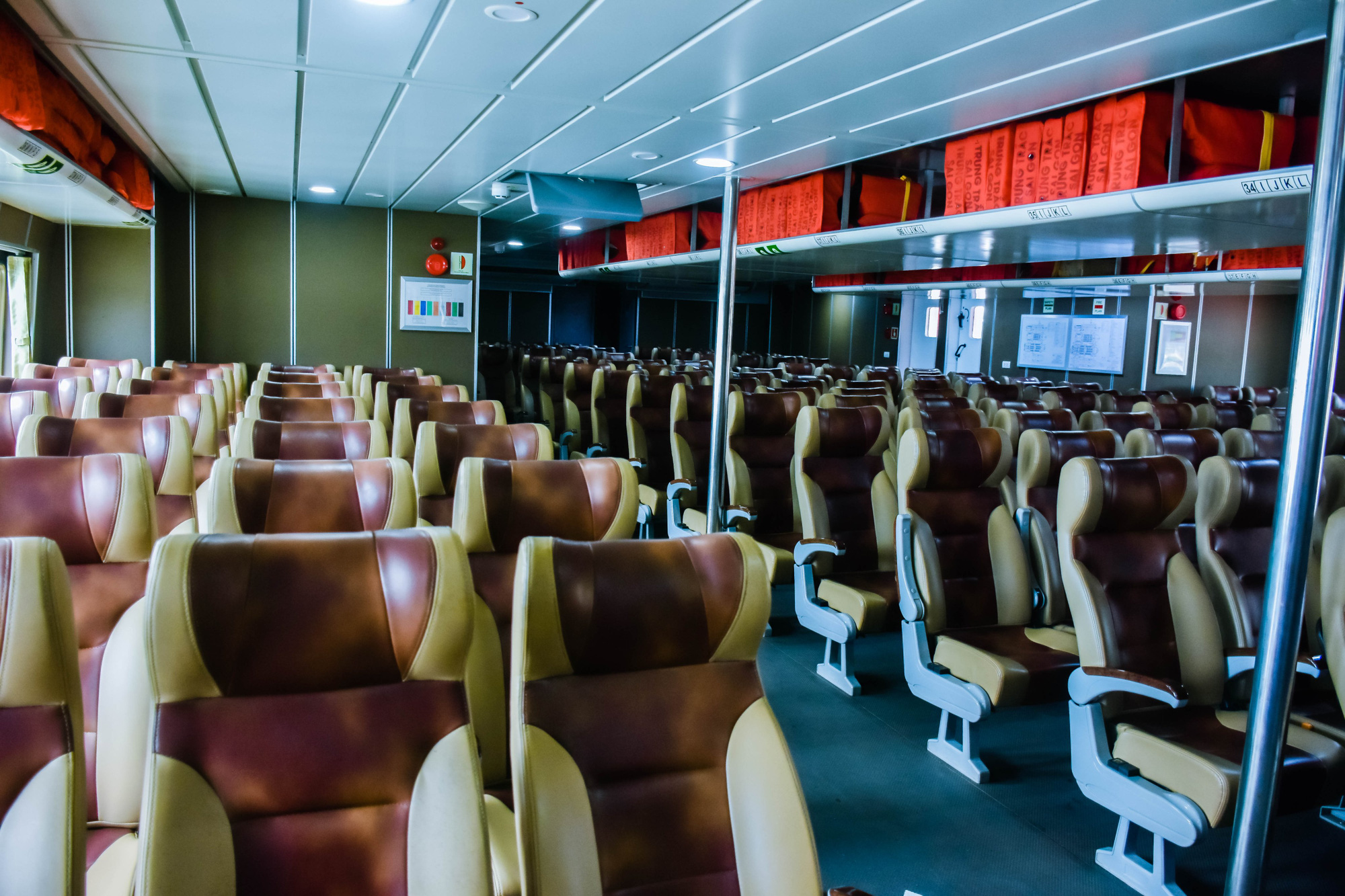 Tuyến t&agrave;u du lịch Đ&agrave; Nẵng - L&yacute; Sơn b&aacute;n v&eacute; Vip gi&aacute; 900.000 đồng/lượt - Ảnh 2.