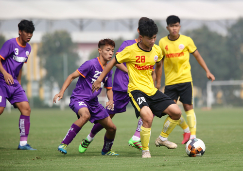 X&aacute;c định 8 đội v&agrave;o tứ kết Giải U19 quốc gia - Ảnh 1.