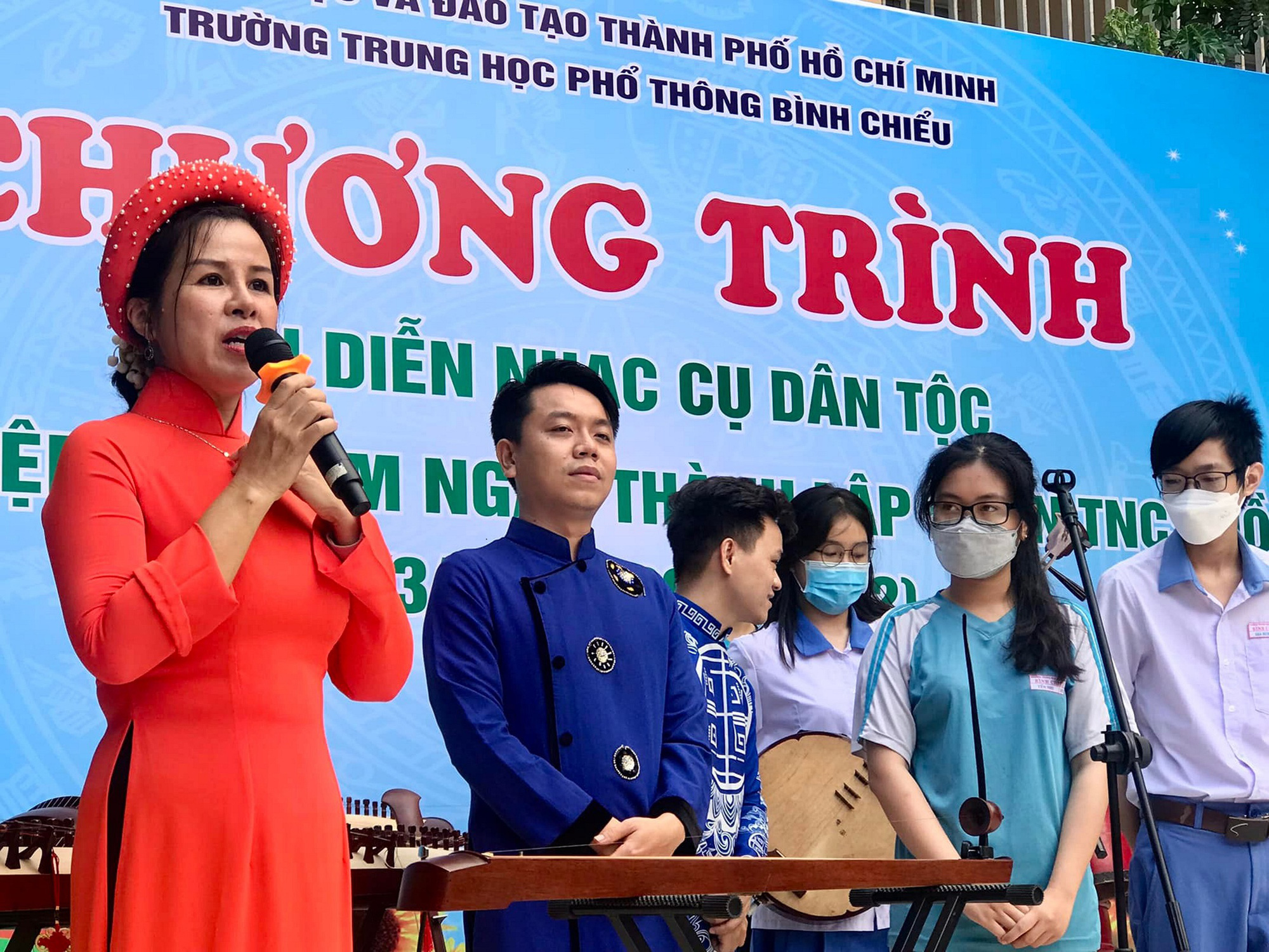 Đưa nghệ thuật d&acirc;n tộc đến gần c&ocirc;ng ch&uacute;ng - Ảnh 3.