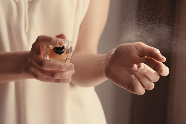 7 quy tắc vàng khi sử dụng nước hoa - Ảnh 1.