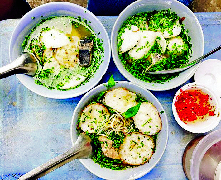 Ngồi ăn b&ecirc;n bếp lửa - Ảnh 5.