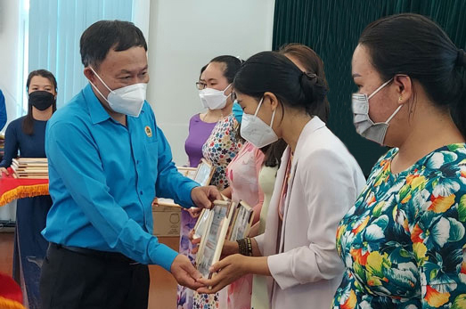 Nhiều hoạt động kỷ niệm ngày Quốc tế Phụ nữ 8-3