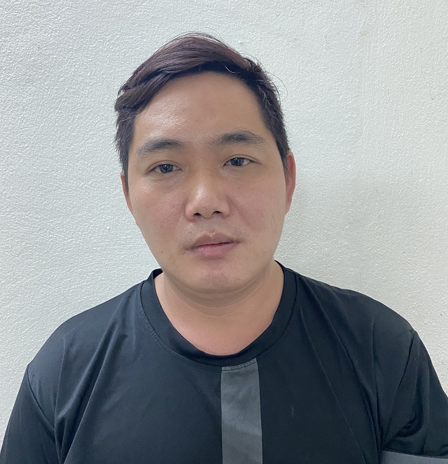 Quảng Nam: Bắt kẻ chuy&ecirc;n dạo phố, chờ tai nạn để trộm t&agrave;i sản nạn nh&acirc;n - Ảnh 2.