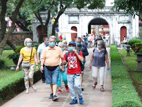 Bộ VH-TT-DL quyết giữ quan điểm mở cửa du lịch từ 15-3