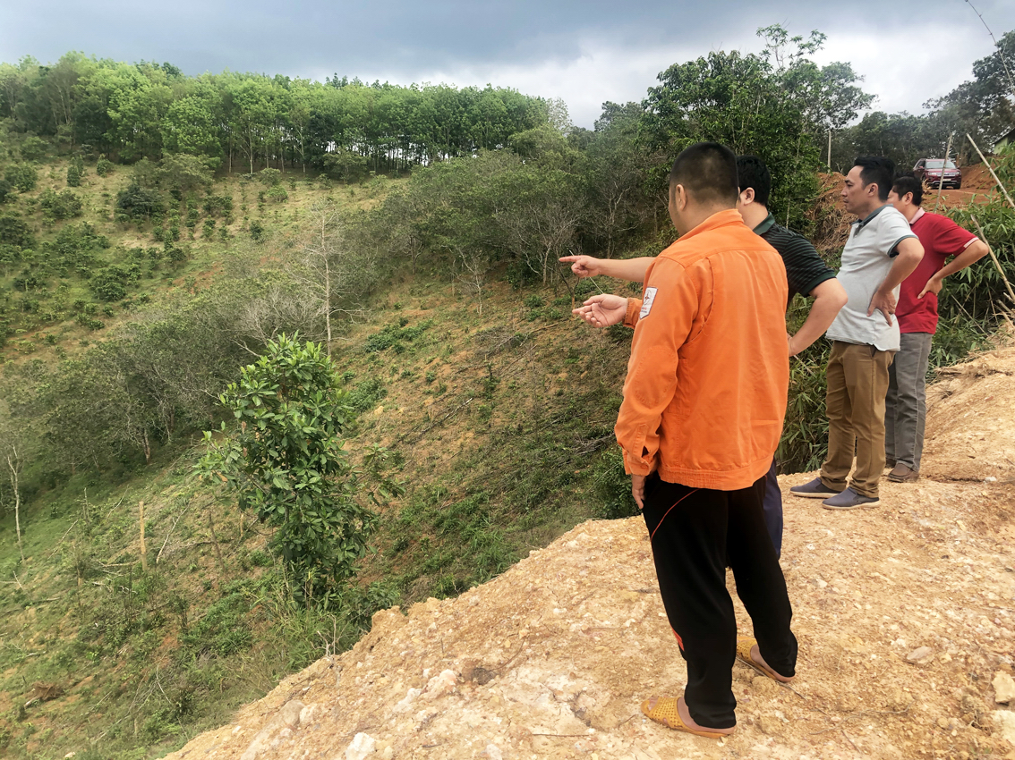 Giá bất động sản nhiều nơi “sốt” bất thường - Ảnh 1. Giá bất động sản nhiều nơi “sốt” bất thường - Ảnh 1.