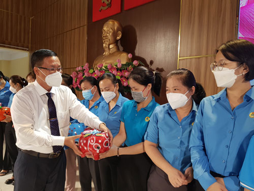 Sôi nổi hoạt động mừng ngày Quốc tế Phụ nữ 8-3